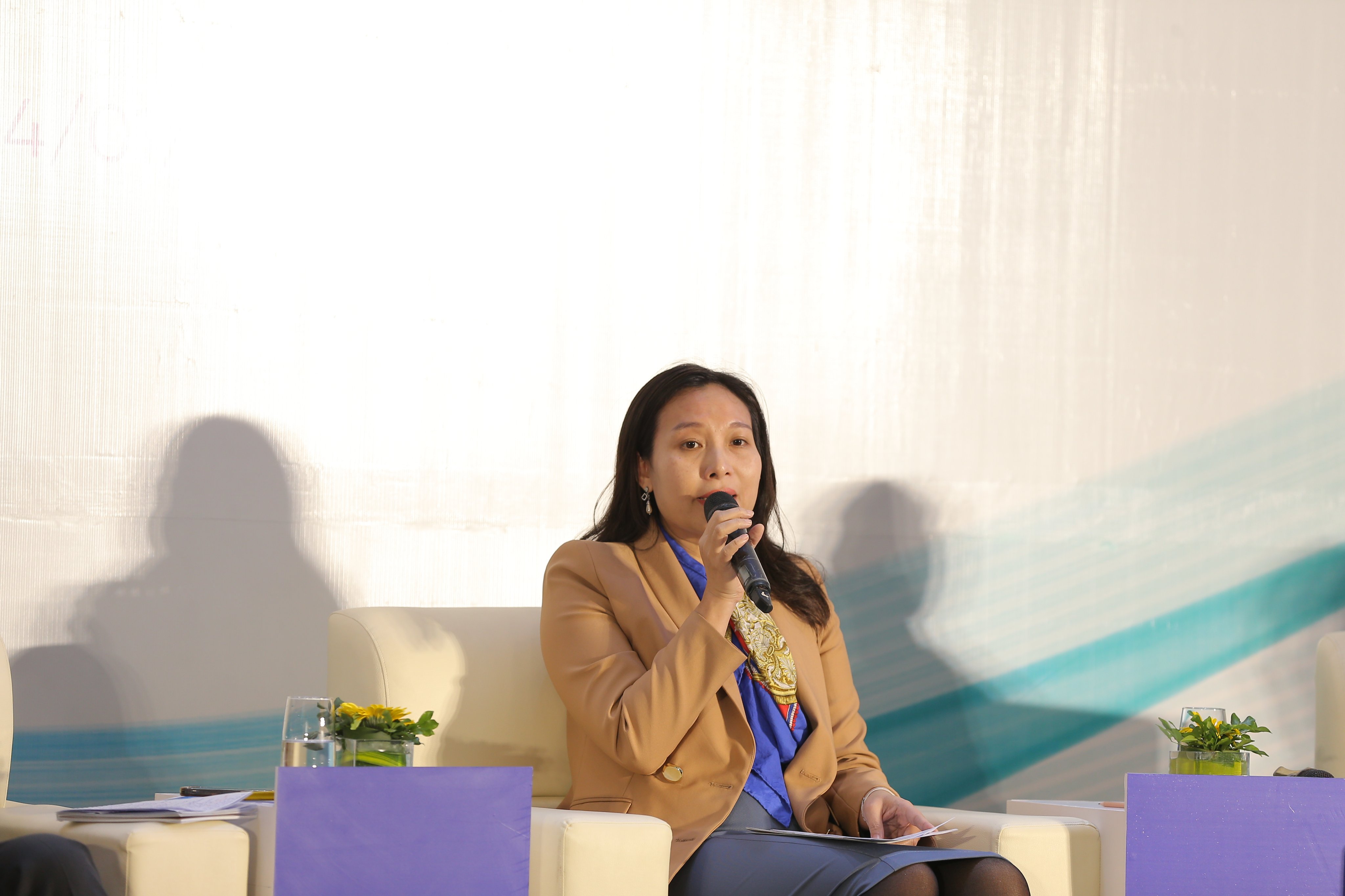 B&agrave; Nguyễn Cẩm Trang&nbsp;tại Phi&ecirc;n thảo luận. Ảnh: Chu Xu&acirc;n Khoa.