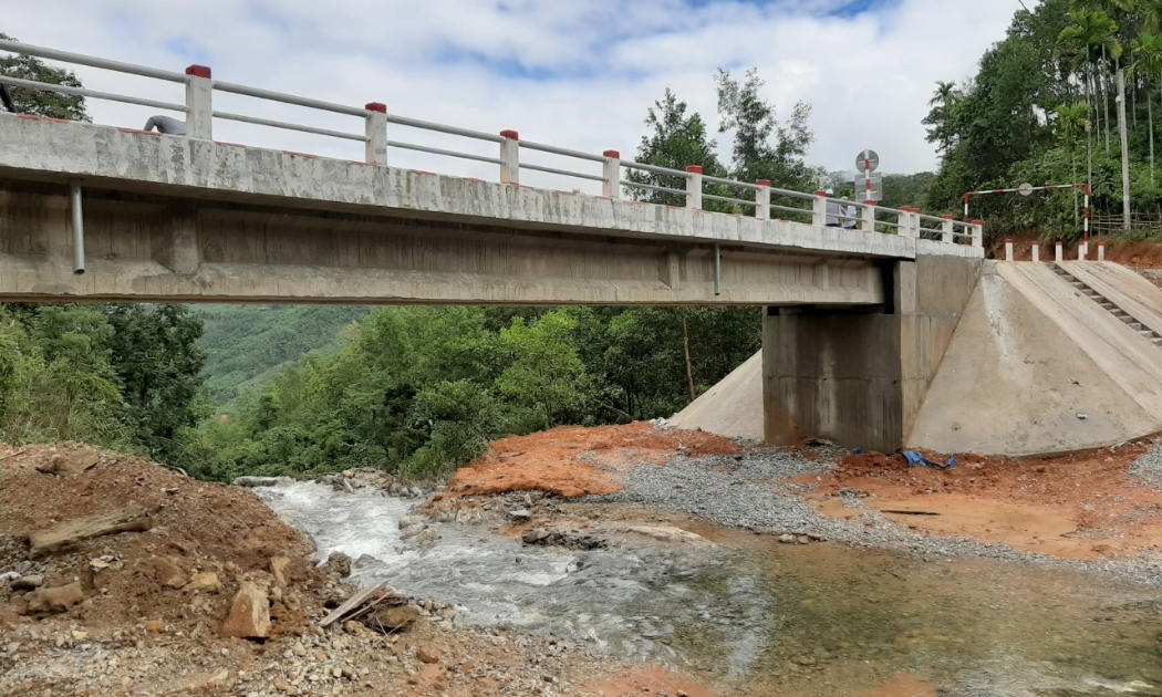 Dự án xây dựng cầu dân sinh và quản lý tài sản đường địa phương được điều chỉnh tổng mức đầu tư dự án lên hơn 423 triệu USD.