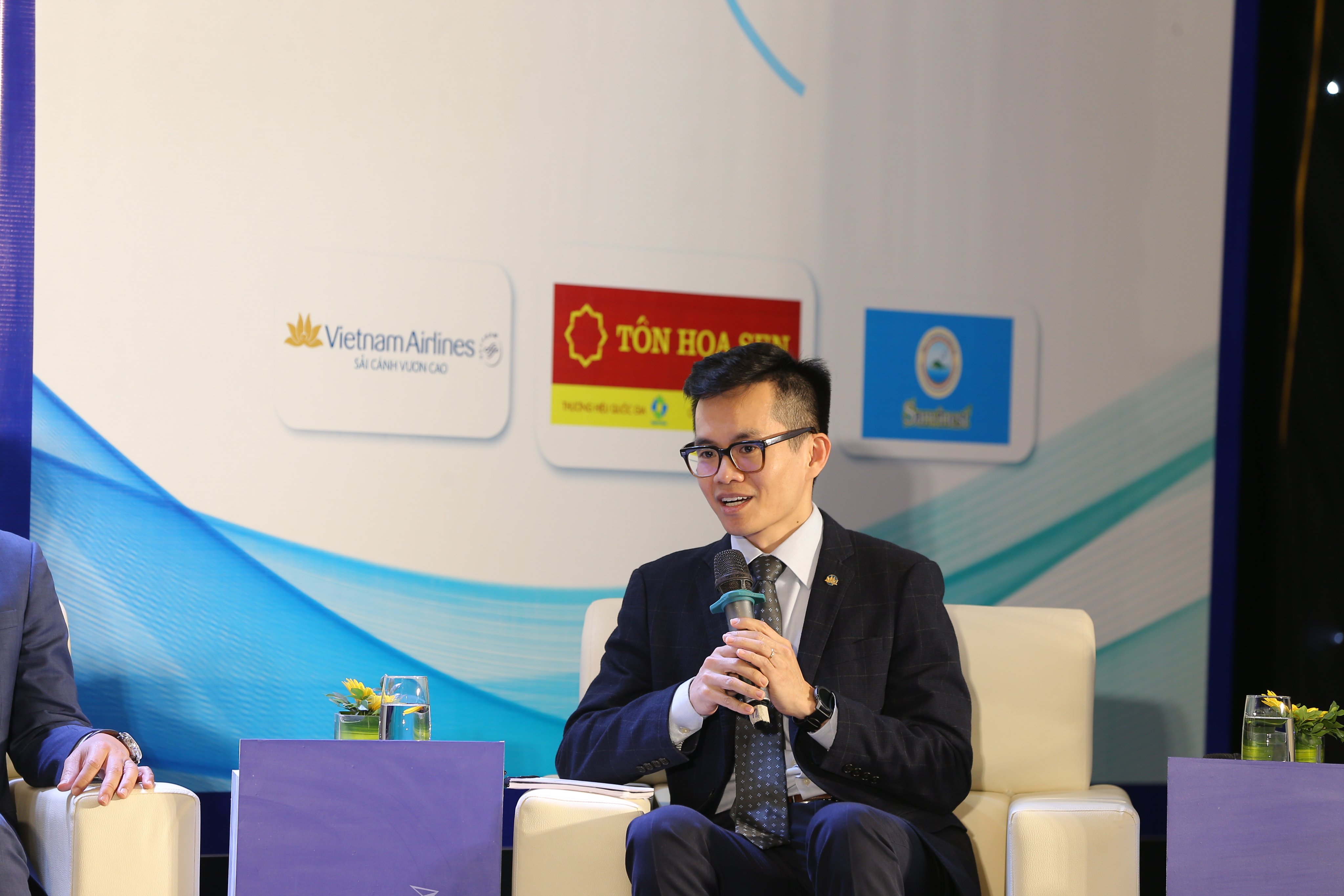 &Ocirc;ng Nguyễn Quang Trung, Trưởng Ban Kế hoạch Ph&aacute;t triển Vietnam Airlines. Ảnh - Chu Xu&acirc;n Khoa.&nbsp;