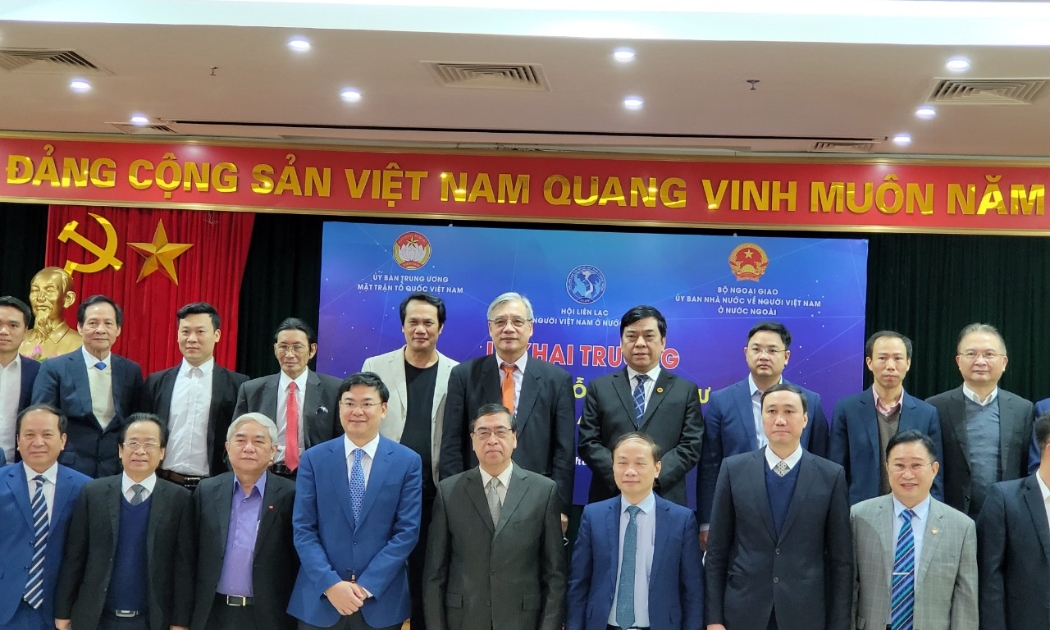 Diễn đàn hỗ trợ đầu tư cho người Việt Nam ở nước ngoài nhằm hỗ trợ kiều bào đẩy mạnh và mở rộng quy mô đầu tư về quê hương, sử dụng hiệu quả nguồn vốn.