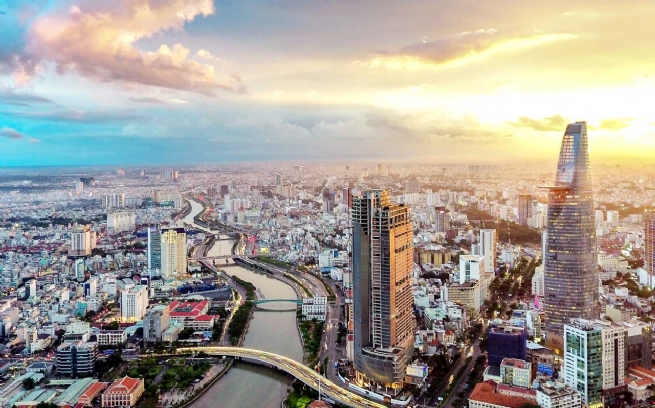 Theo tính toán của TS. Cấn Văn Lực, năm 2022, tăng trưởng GDP Việt Nam có thể đạt 6,5-7%