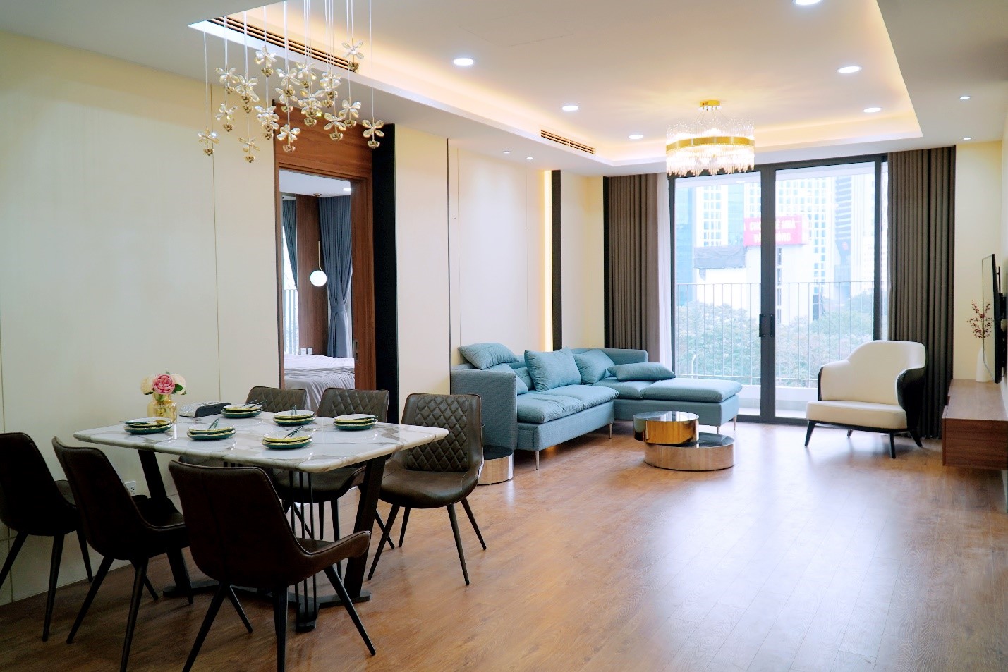 Dự &aacute;n hiện đang b&agrave;n giao v&agrave; đ&oacute;n cư d&acirc;n về an cư.