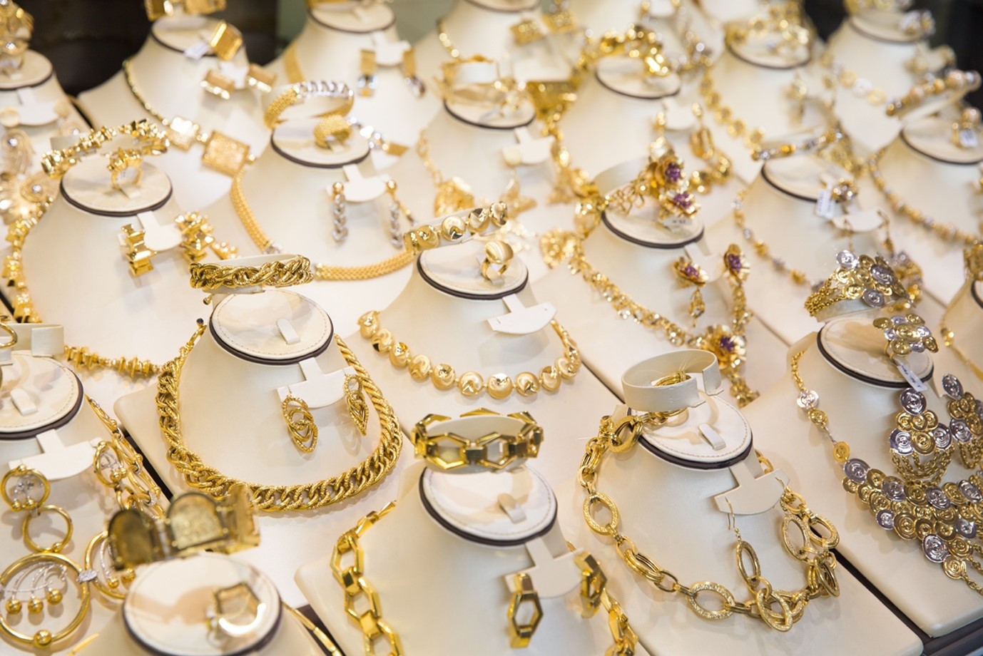 Thị trường v&agrave;ng trang sức được dự b&aacute;o c&ograve;n nhiều dư địa tăng trưởng.