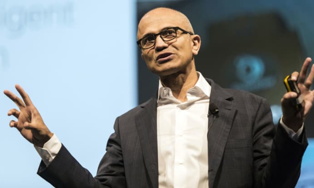 CEO Satya Nadella của Microsoft - Ảnh: Bloomberg.