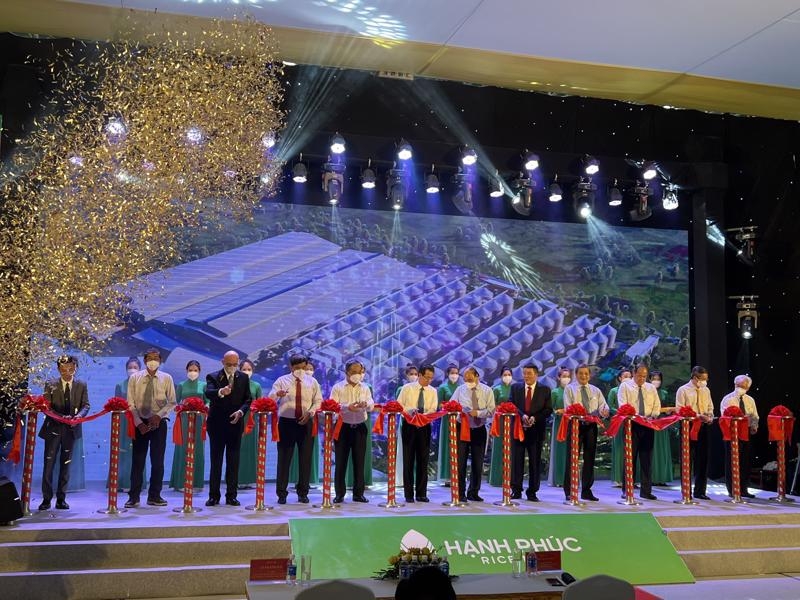 Asia's largest rice mill opens in An Giang