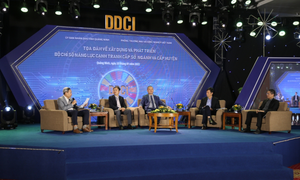 Các chuyên gia thảo luận về việc xây dựng và triển khai mô hình DDCI thống nhất trong toàn quốc.