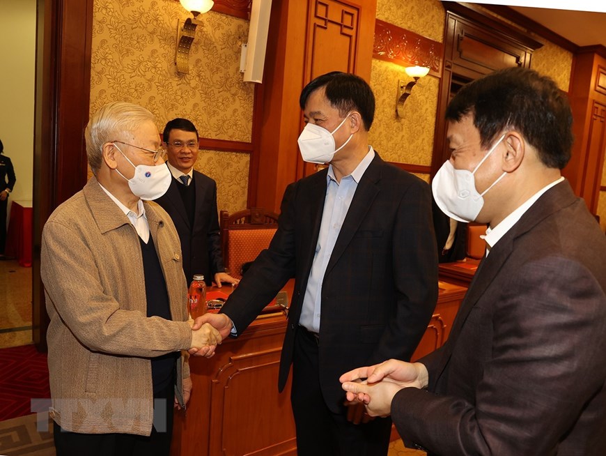 Tổng B&iacute; thư Nguyễn Ph&uacute; Trọng v&agrave; c&aacute;c đại biểu tham dự phi&ecirc;n họp - Ảnh: TTXVn