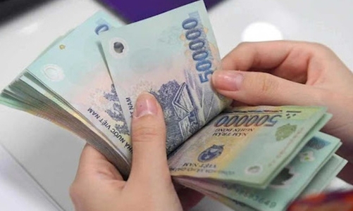 Khảo sát tiền lương 2.000 doanh nghiệp, xem xét tăng lương tối thiểu vùng 2023