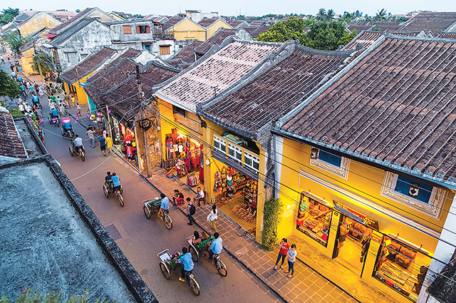 Năm nay, đăng ký tour có phần trễ hơn so với mọi năm và du khách có xu hướng chọn lựa các sản phẩm tour giá tốt, cạnh tranh.