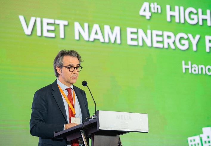 Ông Giorgio Aliberti - Đại sứ Liên minh Châu Âu tại Việt Nam phát biểu tại hội nghị.