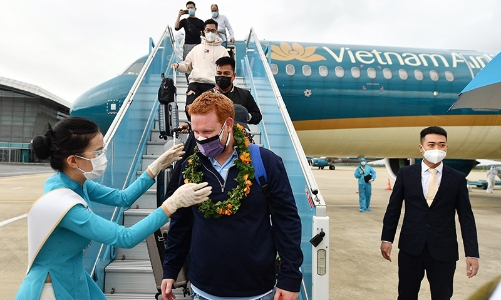 Tăng chuyến, bố trí bay đêm cận Tết, Cục Hàng không lưu ý an toàn và chất lượng