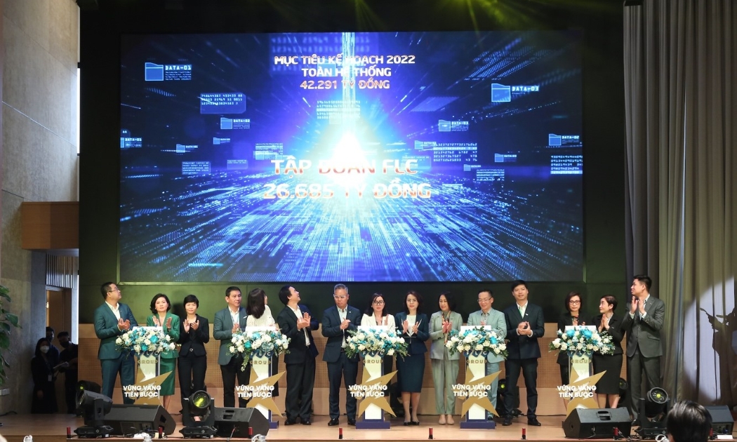 Ban Tổng Giám đốc FLC công bố các mục tiêu doanh thu trong năm 2022 tại Lễ Tổng kết năm vừa diễn ra ngày 25/1 tại Hà Nội.