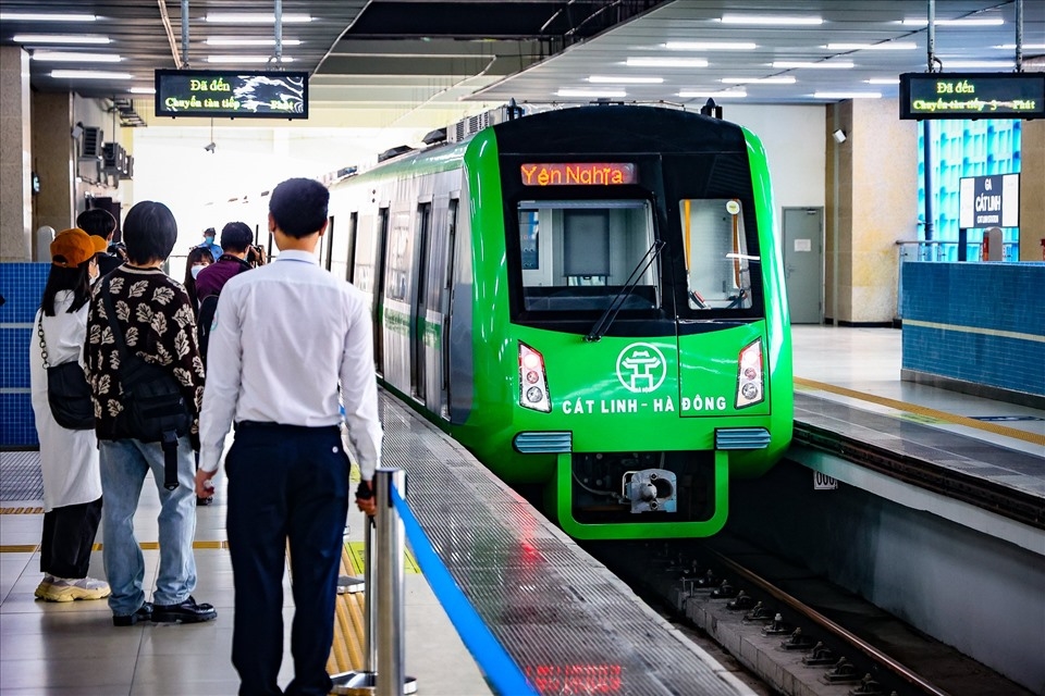 Tàu Cát Linh - Hà Đông vận hành xuyên Tết.