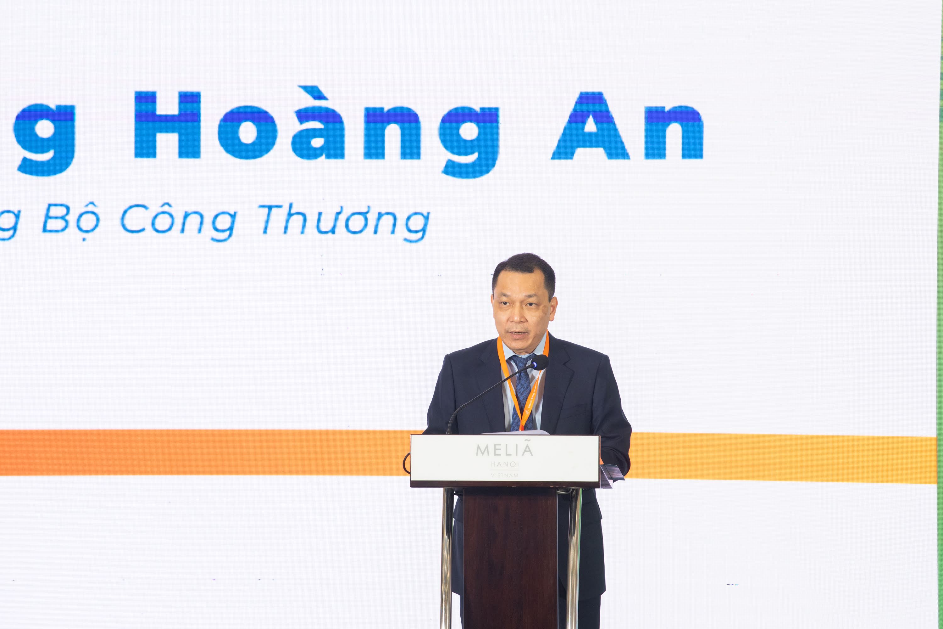 Thứ trưởng Bộ Công Thương Đặng Hoàng An.