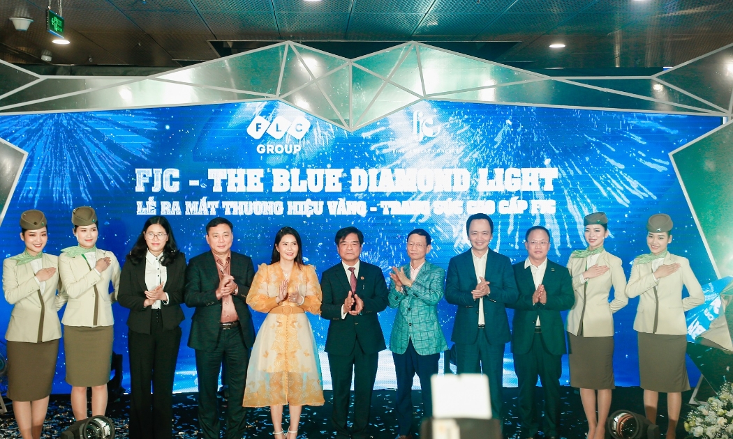 Lễ ra mắt thương hiệu Vàng - Trang sức cao cấp FJC và khai trương showroom đầu tiên tại Tầng 1, Trung tâm thương mại Bamboo Airways Tower, 265 Cầu Giấy, Hà Nội diễn ra ngày 26/1/2022.