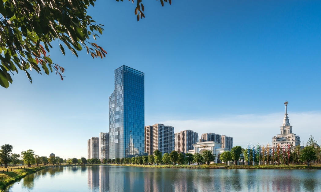Bao quanh tòa tháp TechnoPark Tower là không gian sinh thái rộng tới 117 ha, gồm nhiều kỳ quan được kiến tạo trong lòng đại đô thị Vinhomes Ocean Park,