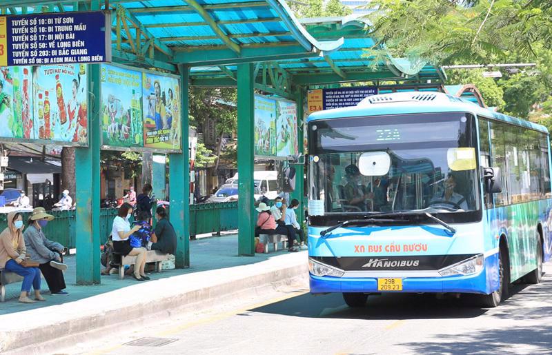 Năm 2021, thời gian xe buýt không hoạt động hoàn toàn khoảng 130 ngày, chiếm trên 35%, khiến sản lượng vận chuyển sụt giảm.