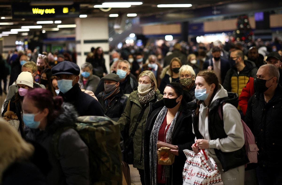 Anh dự kiến dỡ bỏ hầu hết các biện pháp phòng chống Covid-19 còn lại vào ngày 27/1 - Ảnh: Getty Images