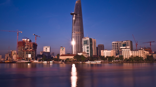 Kinh tế TP.HCM năm 2021: Bức tranh toàn cảnh giữa mùa Covid-19