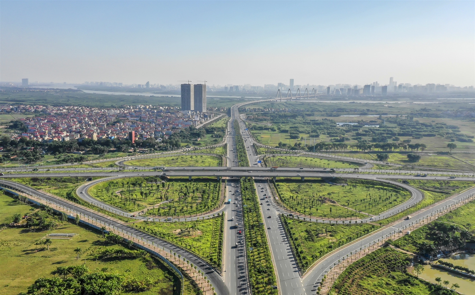 Bộ Giao thông vận tải đặt mục tiêu nâng hạng chỉ số hạ tầng lên 2-3 bậc, theo xếp hạng của Diễn đàn kinh tế thế giới (WEF).