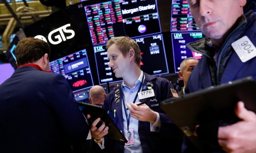 Chứng khoán Mỹ “xanh” sau 3 tuần “đỏ” liên tiếp, giá dầu tăng liền 6 tuần