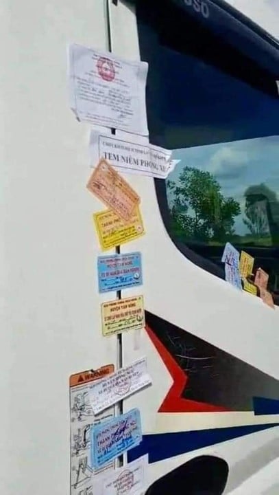 Đợt dịch Covid-19 lần thứ 4 v&agrave; c&aacute;c biện ph&aacute;p gi&atilde;n c&aacute;ch x&atilde; hội đ&atilde; g&acirc;y ra đứt g&atilde;y chuỗi logistics ở một số tỉnh th&agrave;nh đồng bằng s&ocirc;ng Hồng v&agrave; miền Đ&ocirc;ng Nam Bộ.