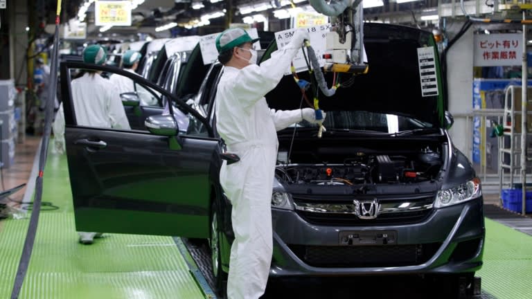 Honda dự báo sản lượng toàn cầu trong năm tài khóa 2021 (kết thúc vào tháng 3/2022) sẽ giảm xuống còn 5,14 triệu xe, giảm từ 5,59 triệu xe năm trước do việc đóng cửa một số nhà máy tại Anh và Thỗ Nhĩ Kỳ - Ảnh: Reuters