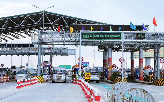 Hệ thống thu phí không dừng được triển khai từ nhiều tháng nhưng một số nơi hoạt động "tậm tịt"