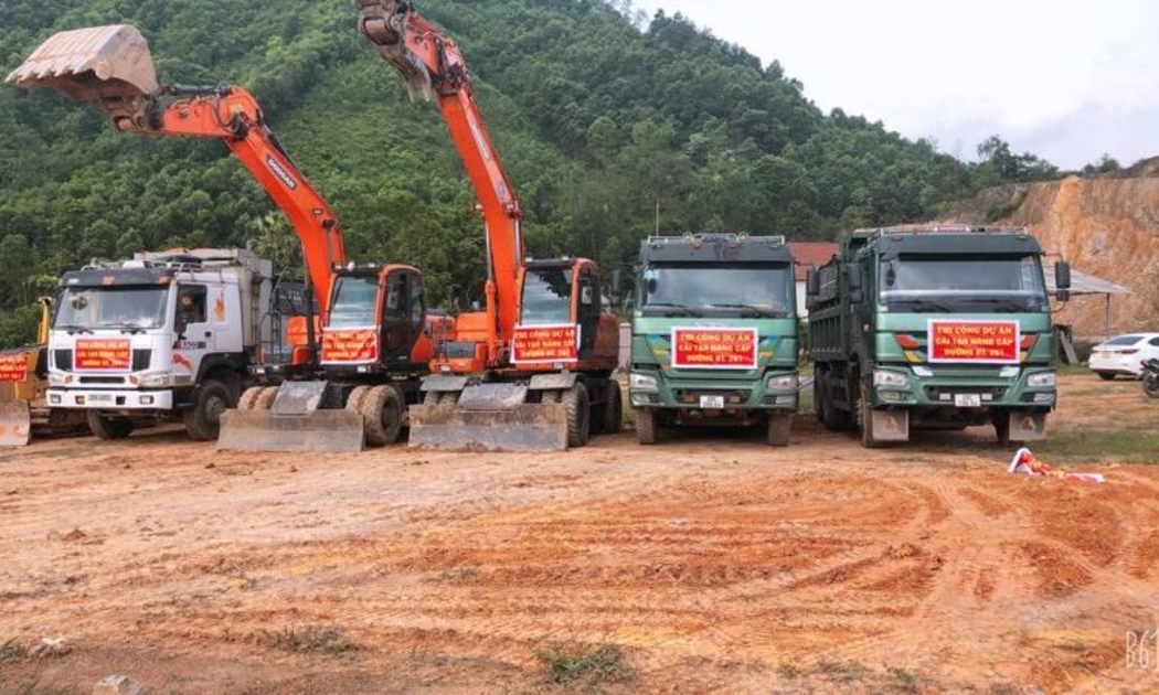 Bộ Giao thông vận tải gấp rút khởi công 12 dự án thành phần cao tốc Bắc Nam phía Đông giai đoạn 2 trước ngày 31/12/2022.