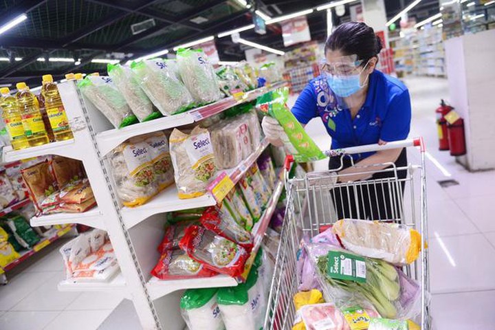 Giảm thuế giá trị gia tăng xuống còn 8% để hỗ trợ người dân, doanh nghiệp gặp khó khăn cho dịch Covid-19 và kích cầu tiêu dùng.