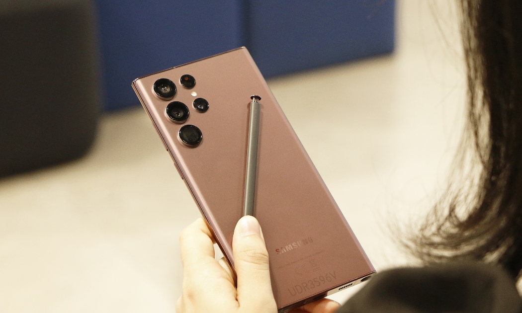 Dự đoán S22 Ultra sẽ là phiên bản được khách hàng lựa chọn nhiều nhất do có bút S Pen khá giống với Galaxy Note trước đây. 
