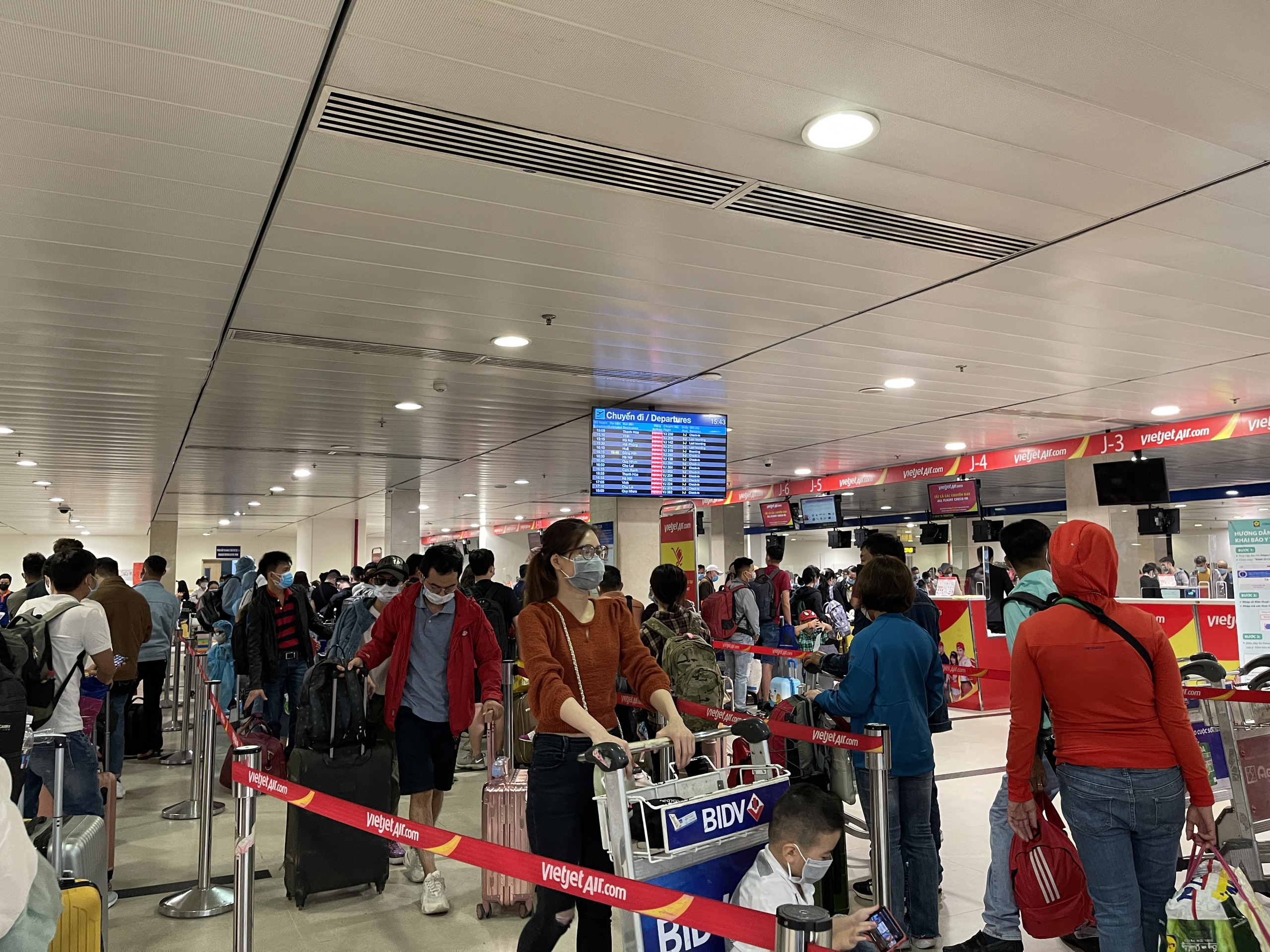 Vietjet Air có số chuyến bay bị chậm và hủy lớn nhất, cứ 5 chuyến bay, sẽ có 1 chuyến chậm giờ.