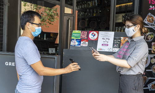 Giao dịch thanh toán không tiền mặt lĩnh vực F&B tăng mạnh