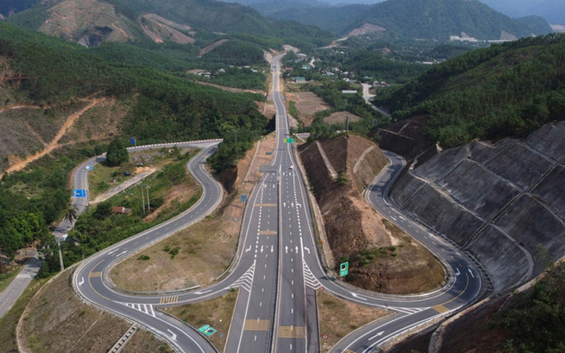 729km cao tốc Bắc-Nam giai đoạn 2021-2025 được đầu tư theo hình thức đầu tư công và áp dụng chỉ định thầu.