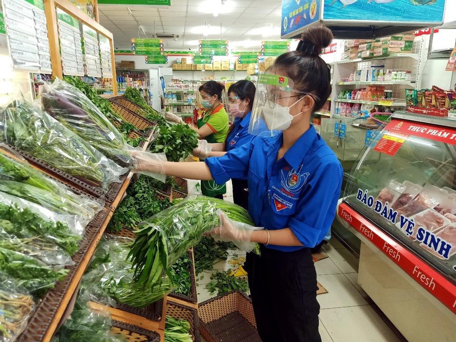 Quản lý, điều hành giá nhằm kiểm soát lạm phát trong nước ngay từ những tháng đầu năm 2022.