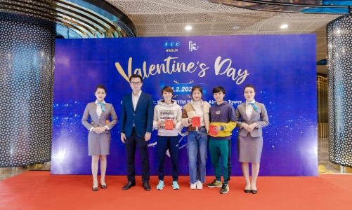 Các bóng hồng tuyển nữ Việt Nam đổ bộ showroom FJC trong lễ Tình nhân 