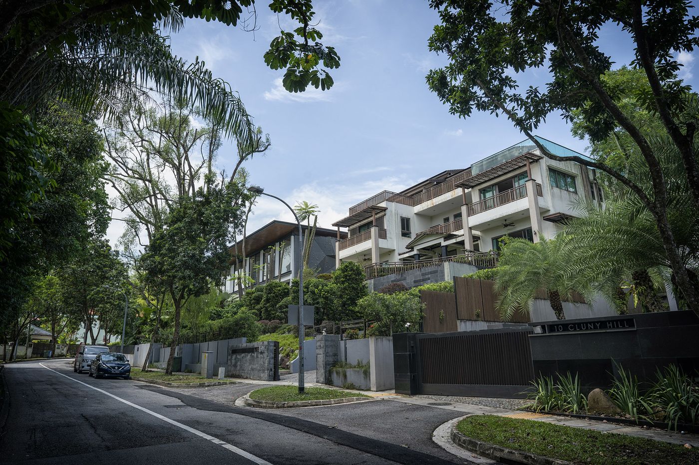 Những bungalow cao cấp ở khu Cluny Hill của Singapore - Ảnh: Bloomberg.