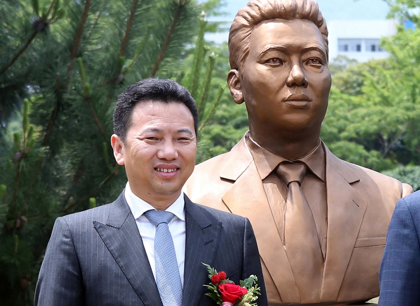 Tỷ phú Yang Zhihui, Chủ tịch Landing International Development Ltd. - Ảnh: Yonhap.