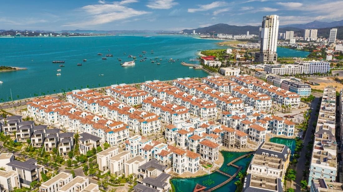 Second home nghỉ dưỡng s&aacute;t biển được giới địa ốc săn l&ugrave;ng.