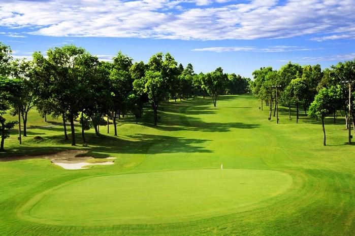 Hai Phong auctions land for golf course