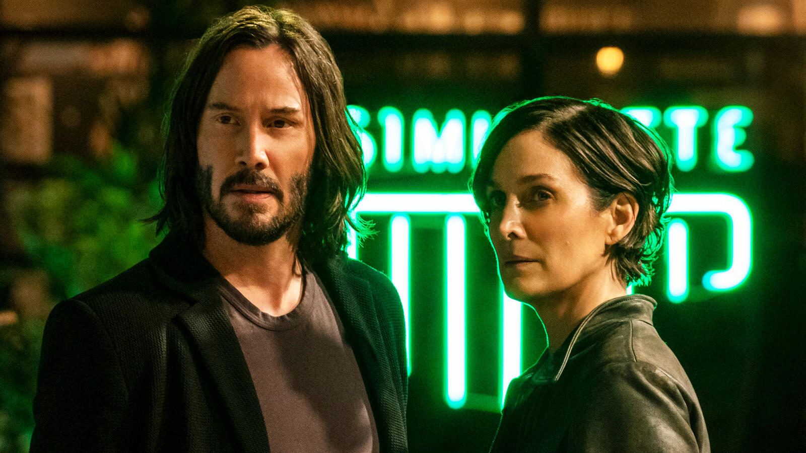 Hai diễn viên chính là Keanu Reeves và Carrie-Anne Moss đã cùng trở lại với bộ phim, nhưng doanh thu phòng vé không như kỳ vọng.