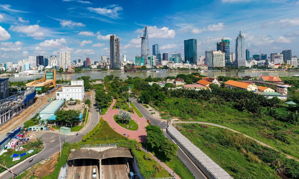 TP.HCM kiến nghị Thủ tướng Chính phủ: Chấp thuận cho TP.HCM xây dựng và ban hành hệ số điều chỉnh giá đất phù hợp với tình hình thực tiễn trên địa bàn Thành phố.