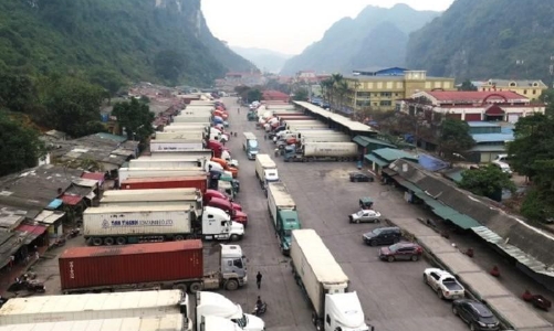 Cửa khẩu Lạng Sơn lại báo động 