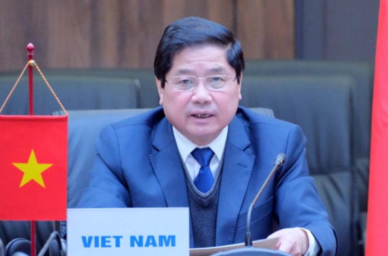 Thứ trưởng Lê Quốc Doanh tham dự hội nghị từ điểm cầu Hà Nội.