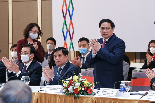 Thủ tướng Phạm Minh Chính trực tiếp lắng nghe các kiến nghị, góp ý của cộng đồng doanh nghiệp, các tổ chức quốc tế về phục hồi kinh tế.