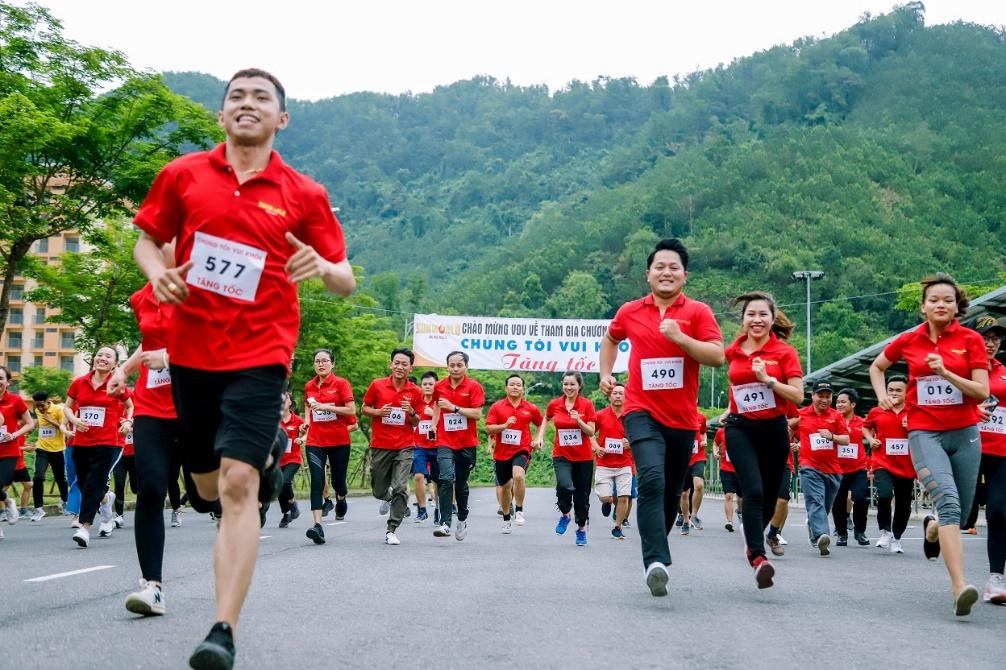 Hoạt động thể thao s&ocirc;i nổi tại Sun Group.