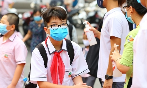 Bộ Y tế: Địa phương căn cứ cấp độ dịch để mở cửa trường học 