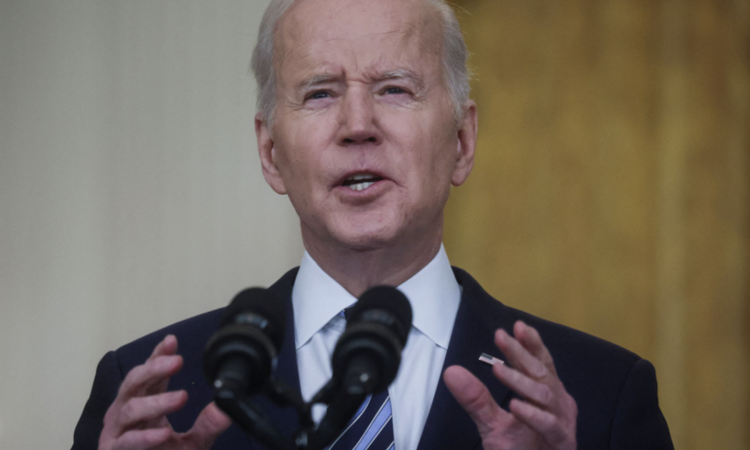 Tổng thống Mỹ Joe Biden phát biểu tại Nhà Trắng ngày 24/2 - Ảnh: Reuters.