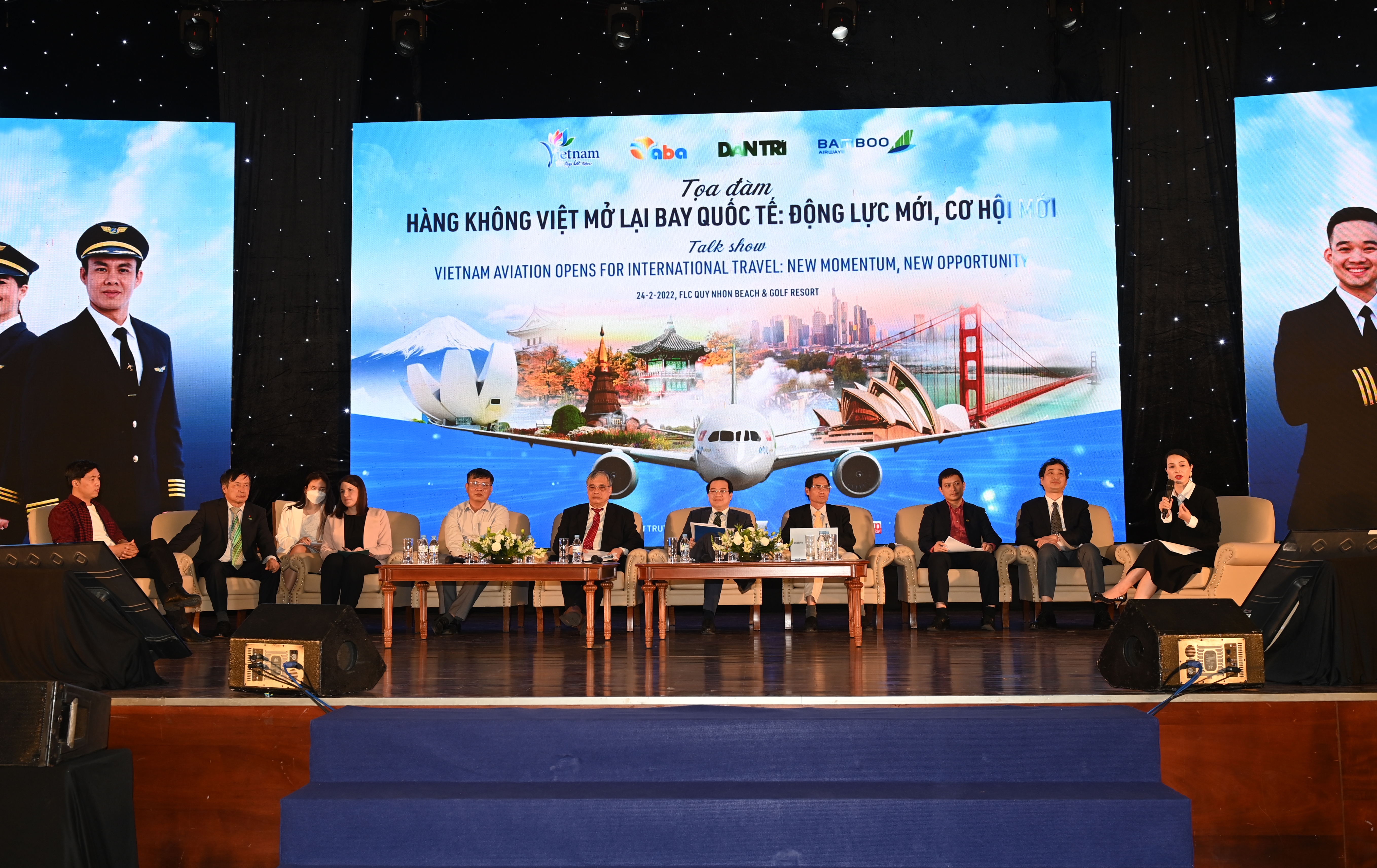 To&agrave;n cảnh toạ đ&agrave;m &ldquo;H&agrave;ng kh&ocirc;ng Việt mở lại bay quốc tế: Động lực mới, cơ hội mới&rdquo;&nbsp;