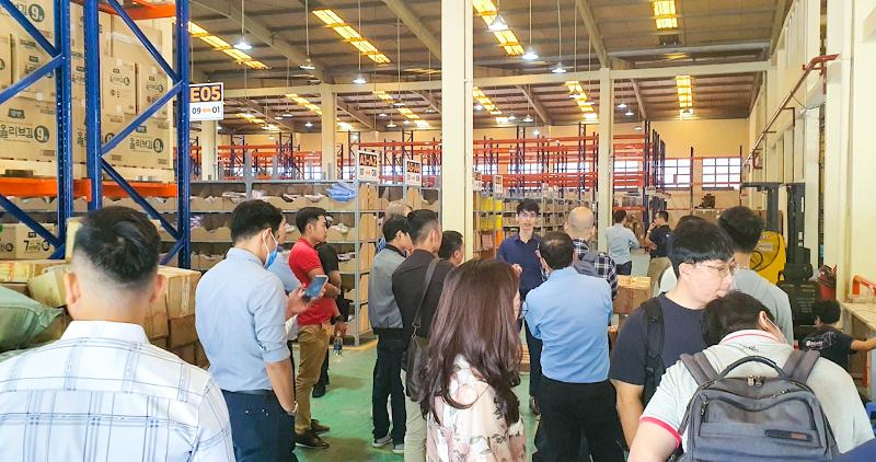 Boxme Fulfillment Tour mang đến trải nghiệm thực tế bên trong một hệ thống kho Fulfillment tiêu biểu. 